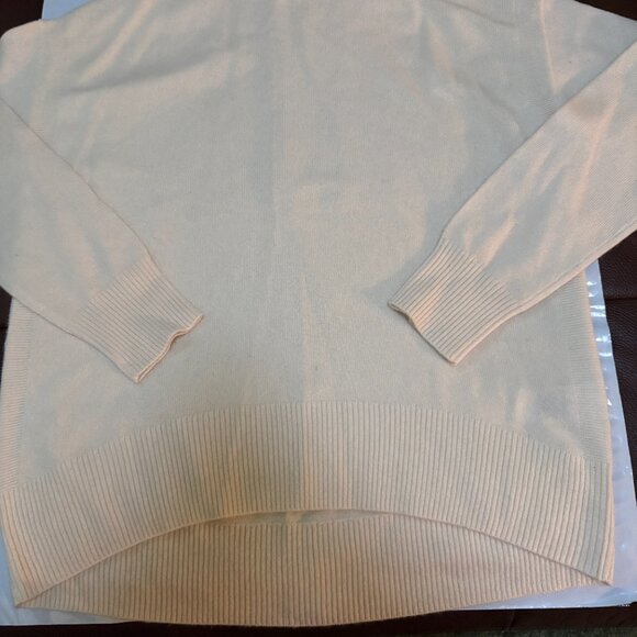 Banana Republic Cashmere Cream Mock neck Pullover Sweater Sz S NWT - Picture 5 of 11